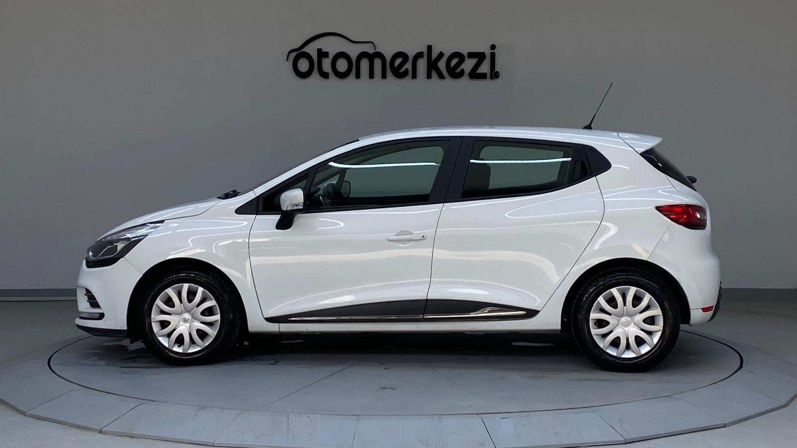 RENAULT CLIO 8